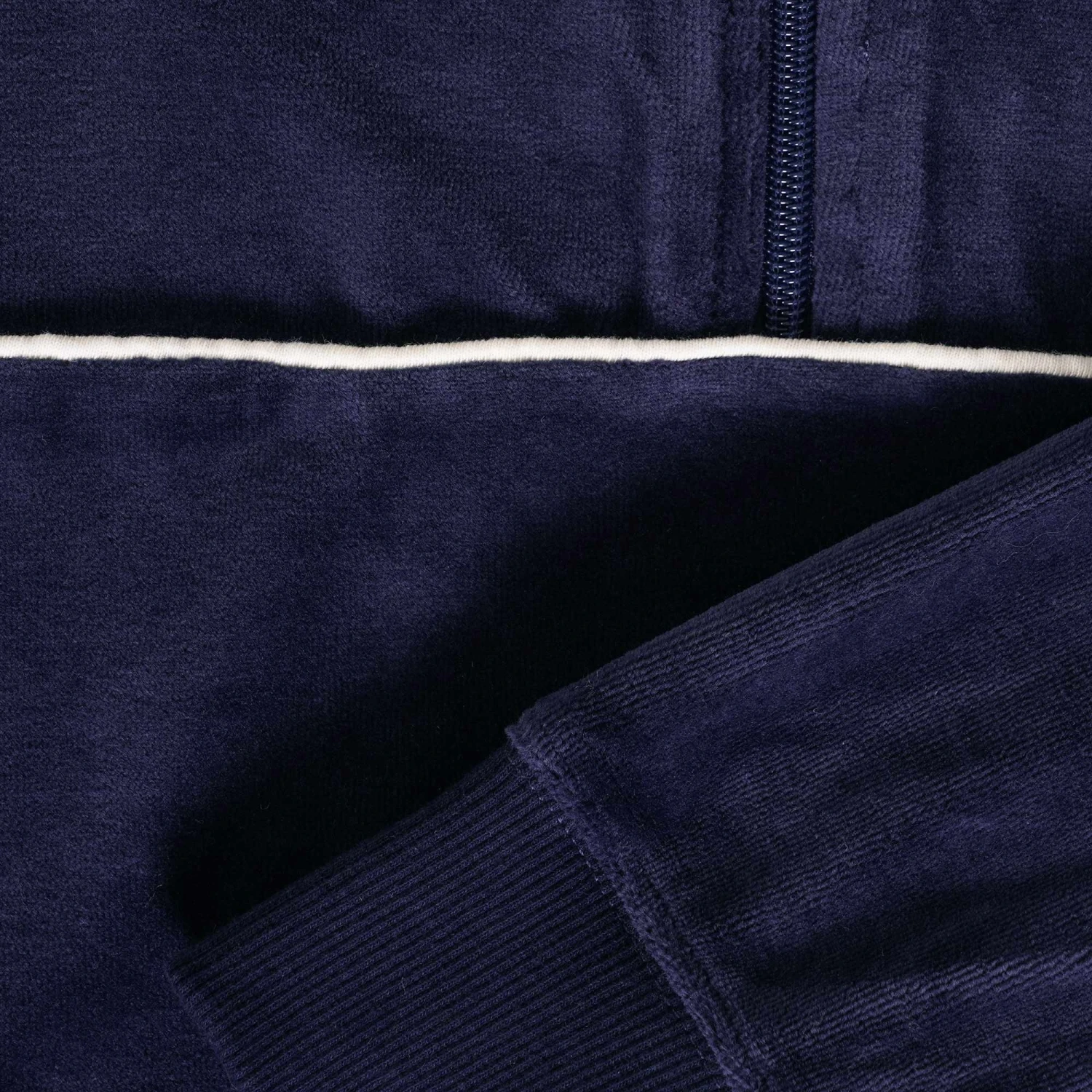 Fila Vintage Duke Velour 1/4 Zip With Piping - Navy 4 Fila Vintage Duke Velour 1/4 Zip With Piping - Navy - Image 4