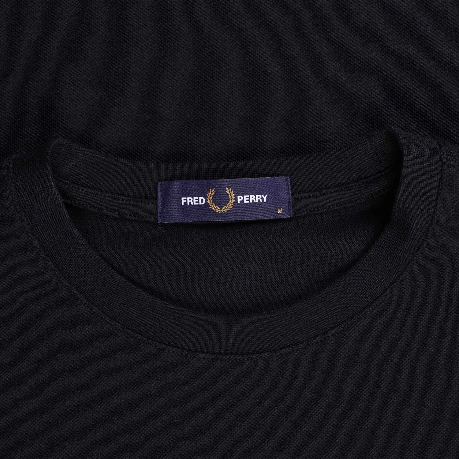 Fred Perry Bold Tipped Piqué T-Shirt - Black 2 Fred Perry Bold Tipped Piqué T-Shirt - Black - Image 2