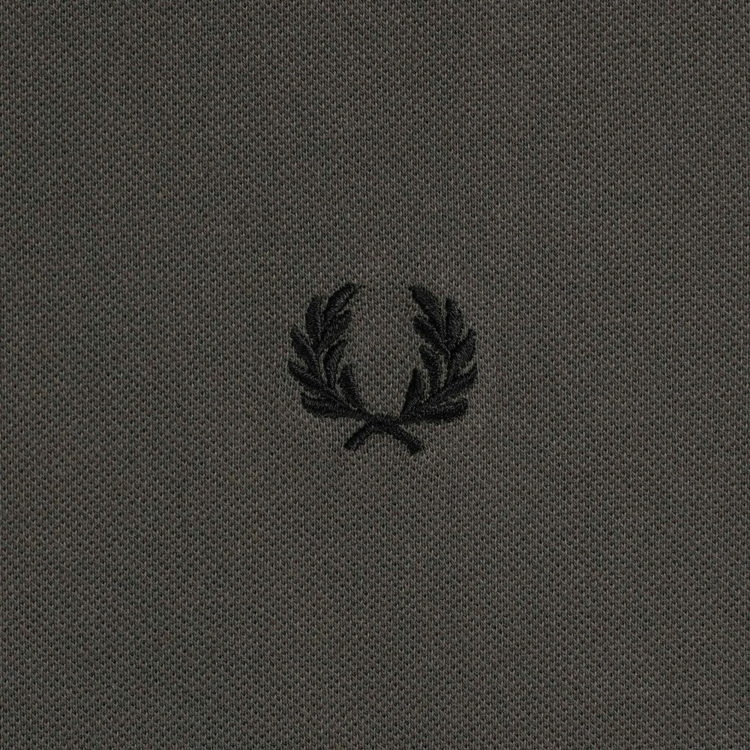 Fred Perry Bold Tipped Piqué T-Shirt - Field Green 3 Fred Perry Bold Tipped Piqué T-Shirt - Field Green - Image 3